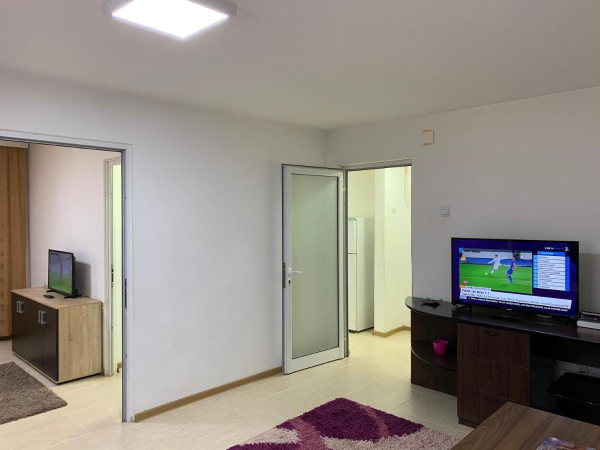 Eli Apartment Galaţi Екстериор снимка
