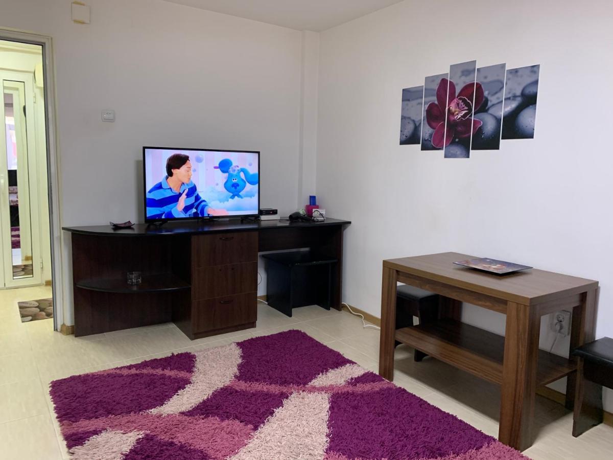Eli Apartment Galaţi Екстериор снимка
