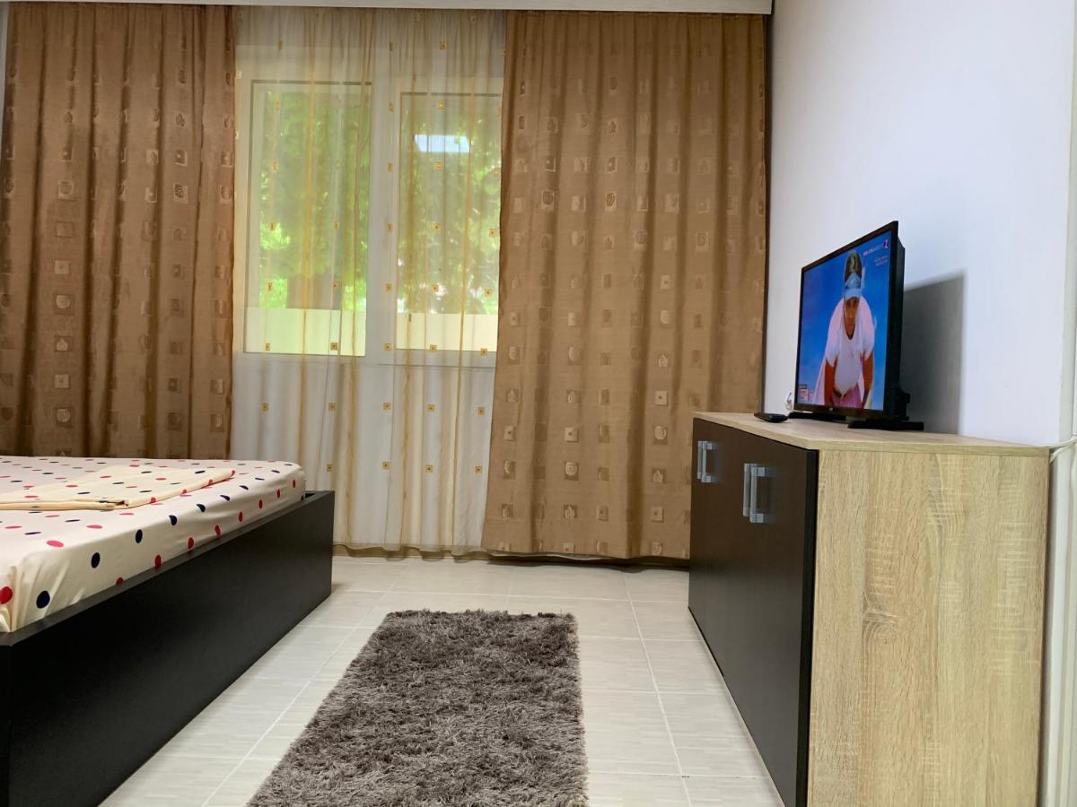 Eli Apartment Galaţi Екстериор снимка