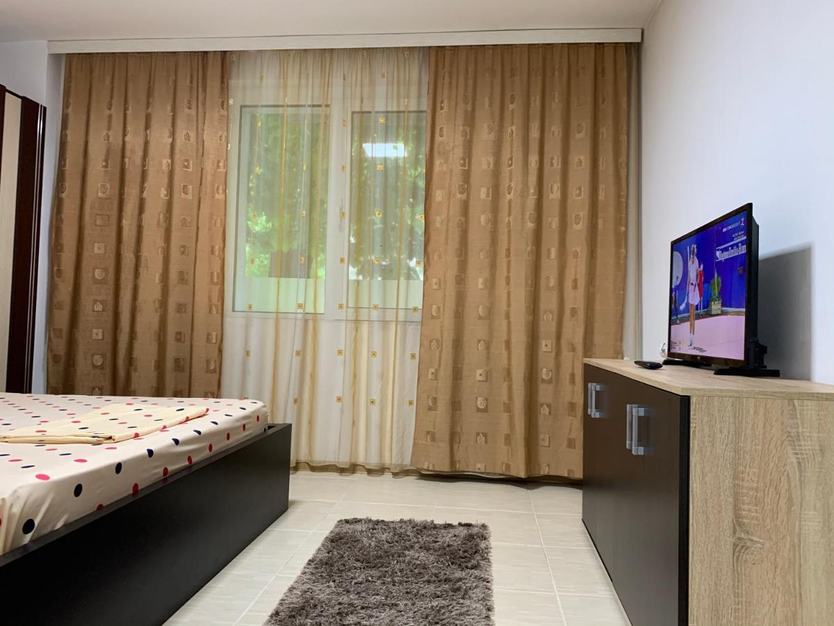 Eli Apartment Galaţi Екстериор снимка