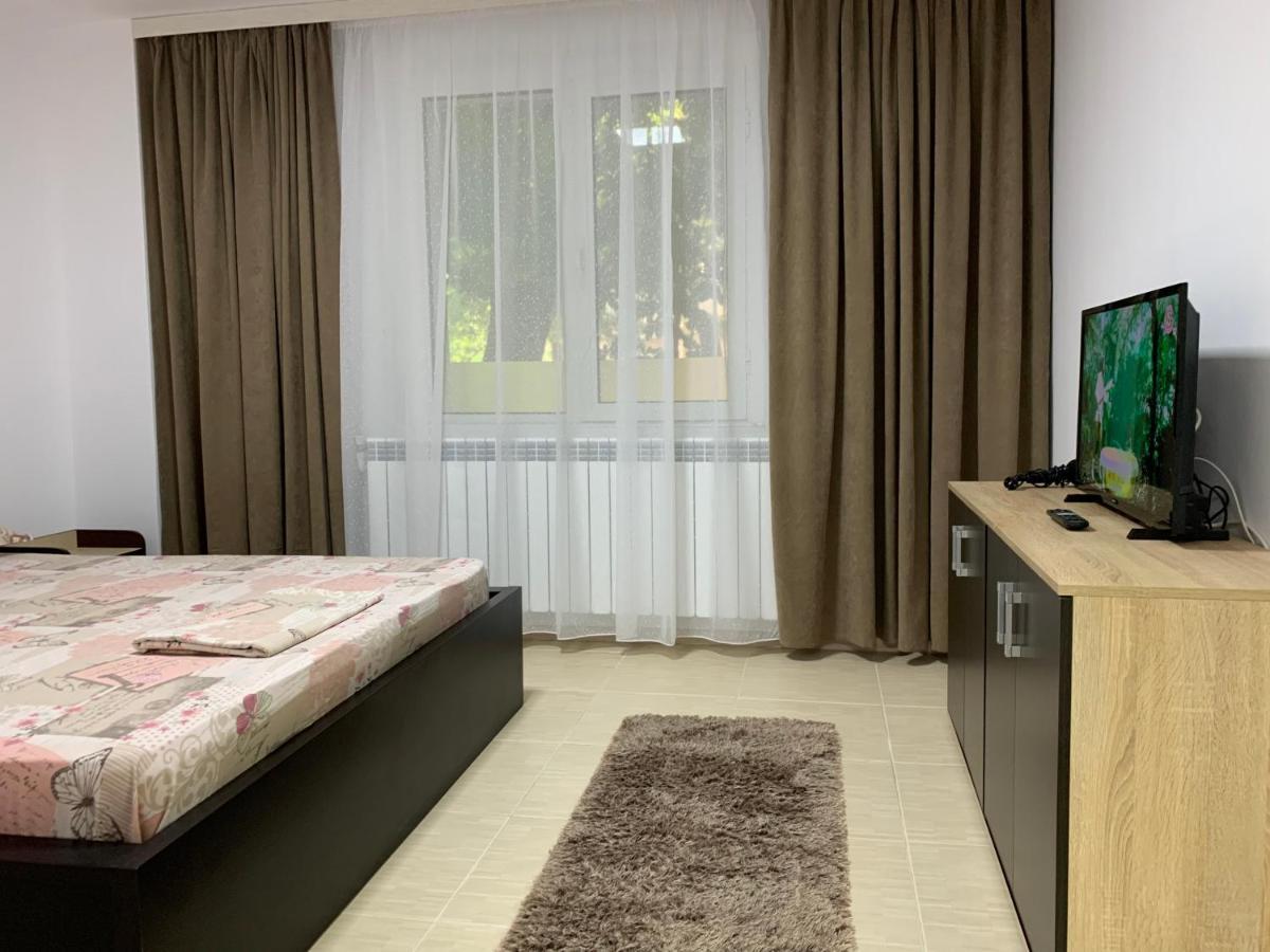 Eli Apartment Galaţi Екстериор снимка
