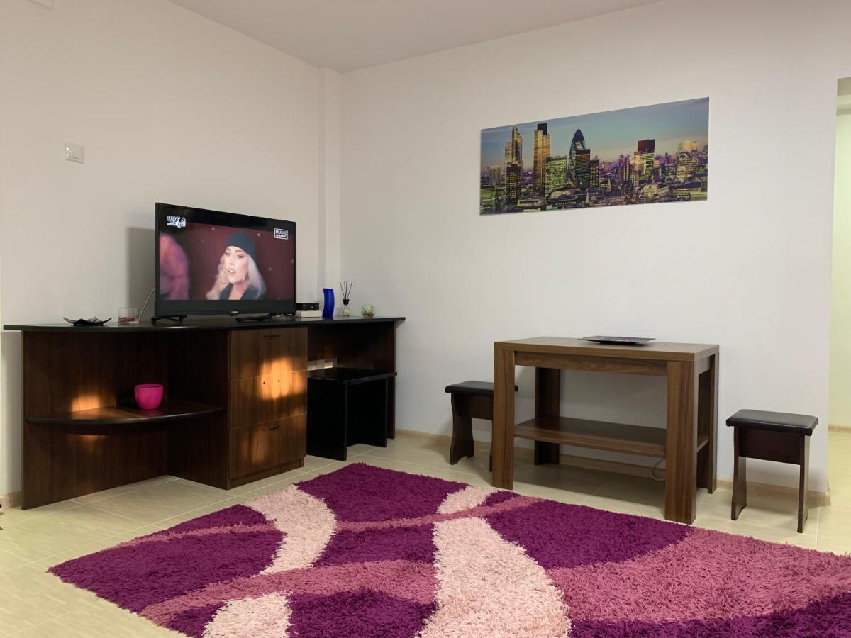 Eli Apartment Galaţi Екстериор снимка