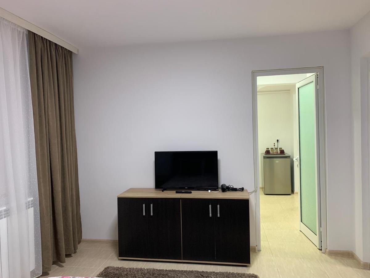 Eli Apartment Galaţi Екстериор снимка