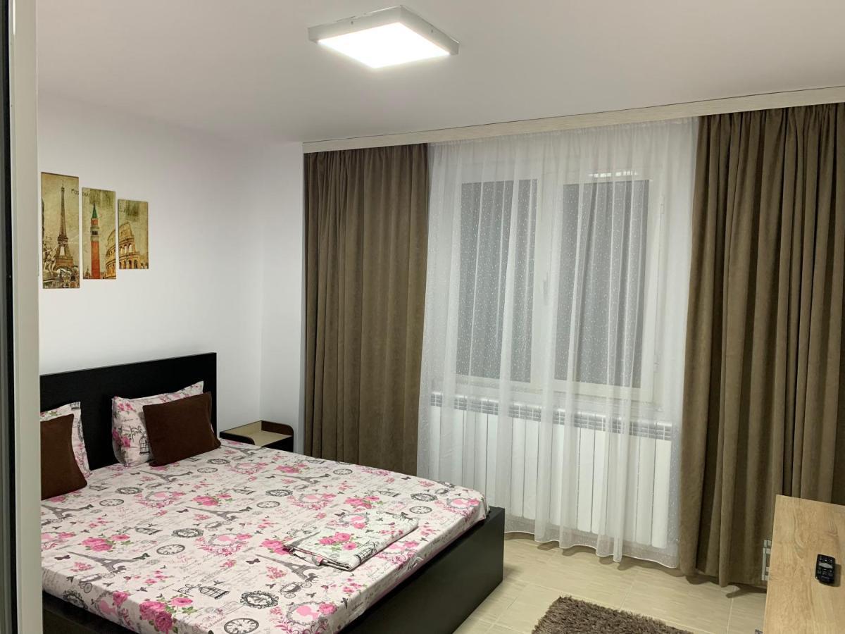 Eli Apartment Galaţi Екстериор снимка