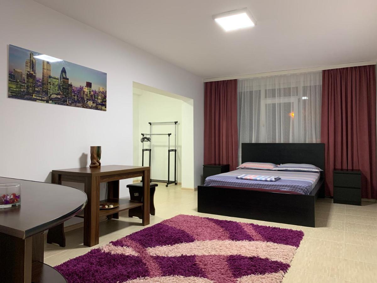 Eli Apartment Galaţi Екстериор снимка