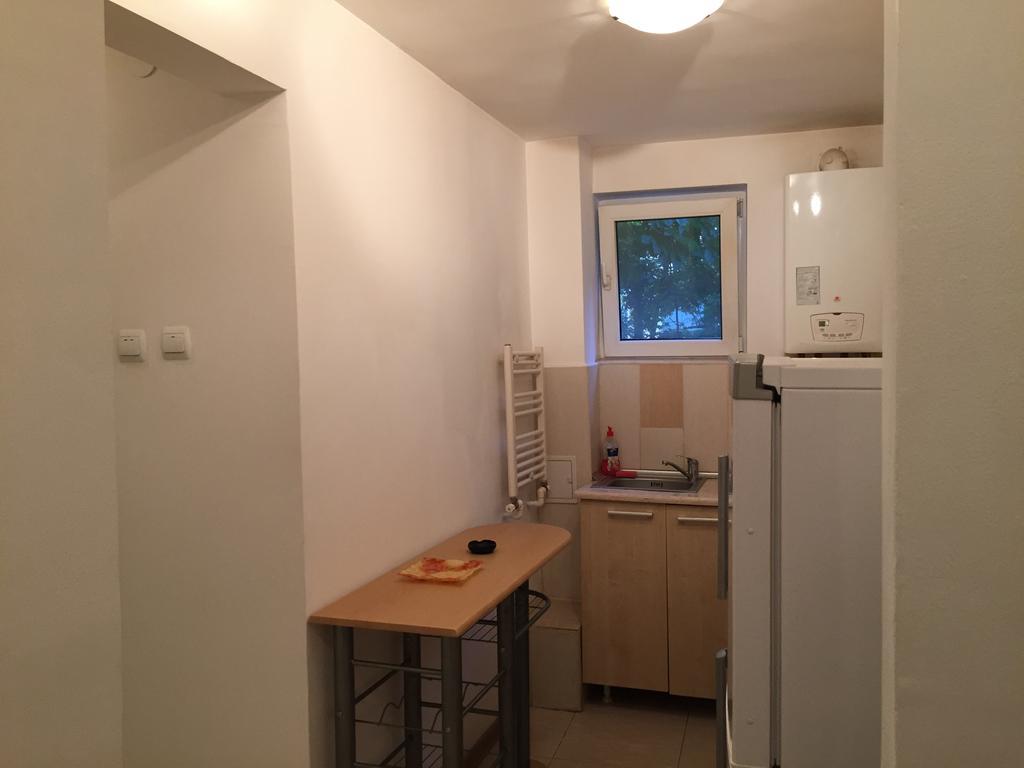 Eli Apartment Galaţi Екстериор снимка