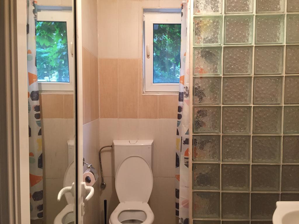 Eli Apartment Galaţi Екстериор снимка