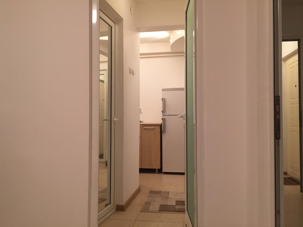 Eli Apartment Galaţi Екстериор снимка